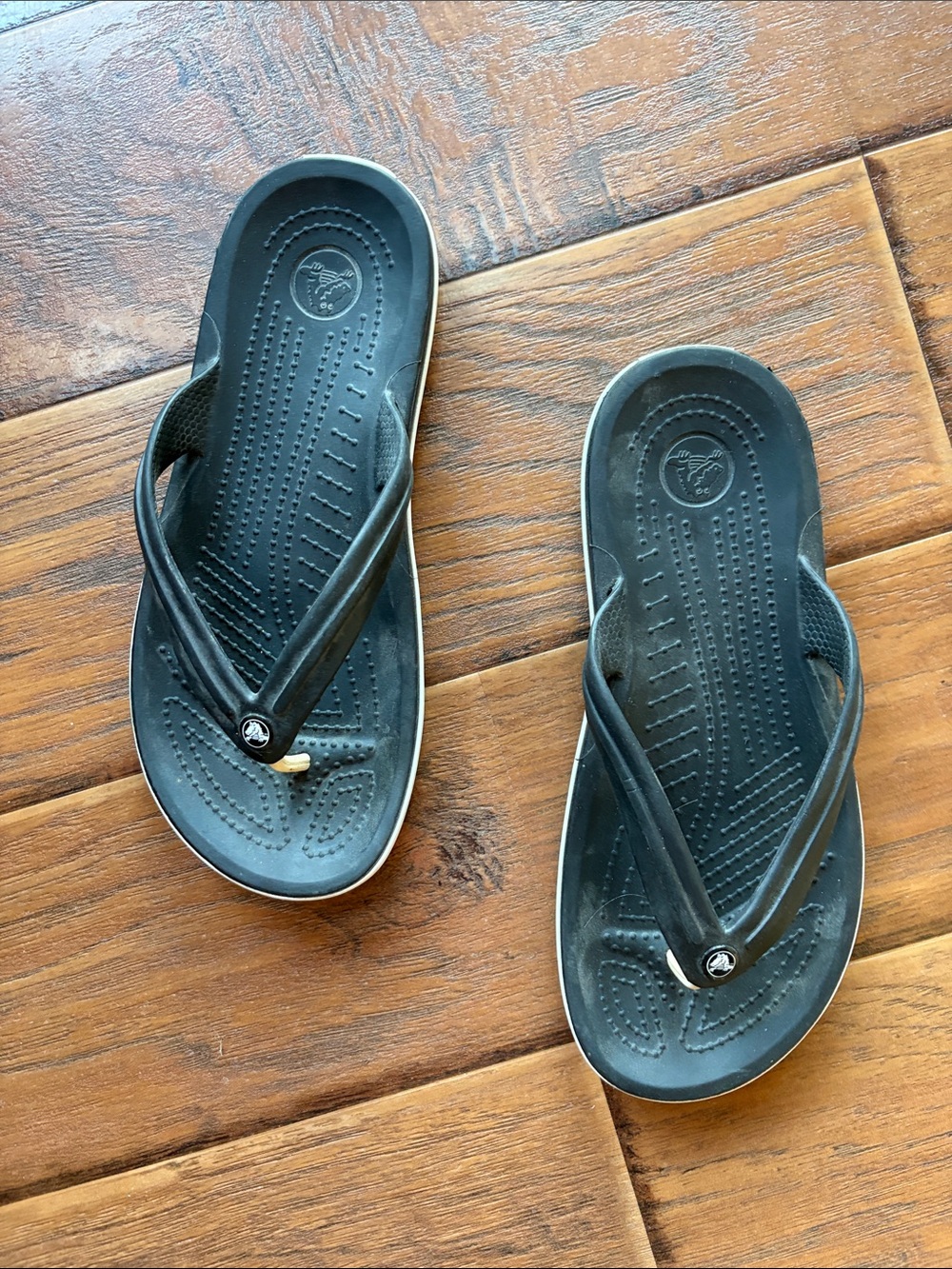 CROCS  Black Flip Flop Sandals - Size 8